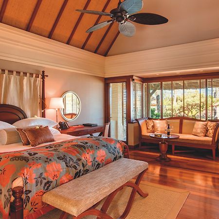 คอนสแตนซ์ ปริ้นซ์ โมริซ Hotel ป๊อสเตอ เด ฟลัคว์ ห้อง รูปภาพ A bedroom at the Four Seasons Resort