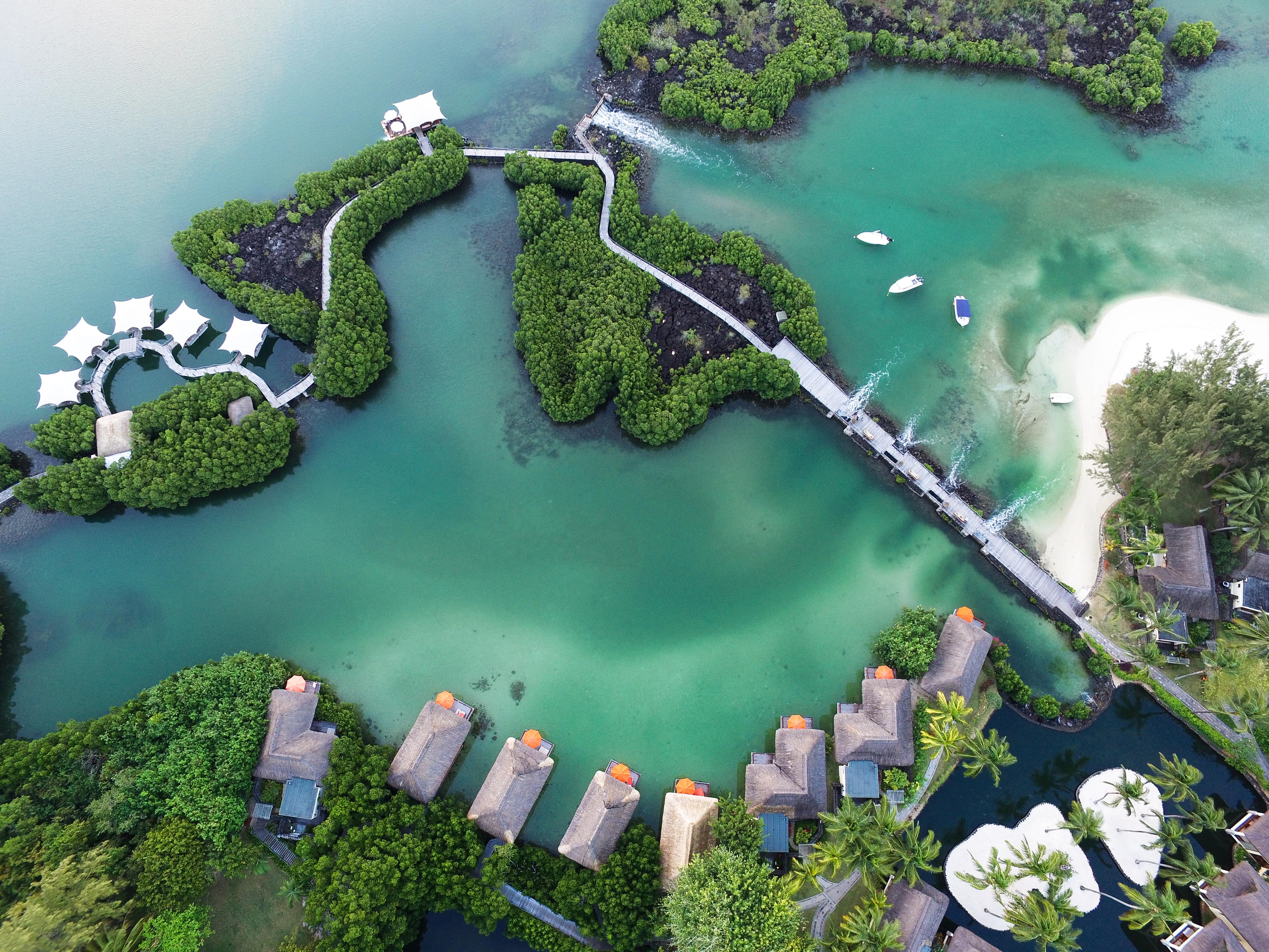 คอนสแตนซ์ ปริ้นซ์ โมริซ Hotel ป๊อสเตอ เด ฟลัคว์ ภายนอก รูปภาพ Aerial view of the resort