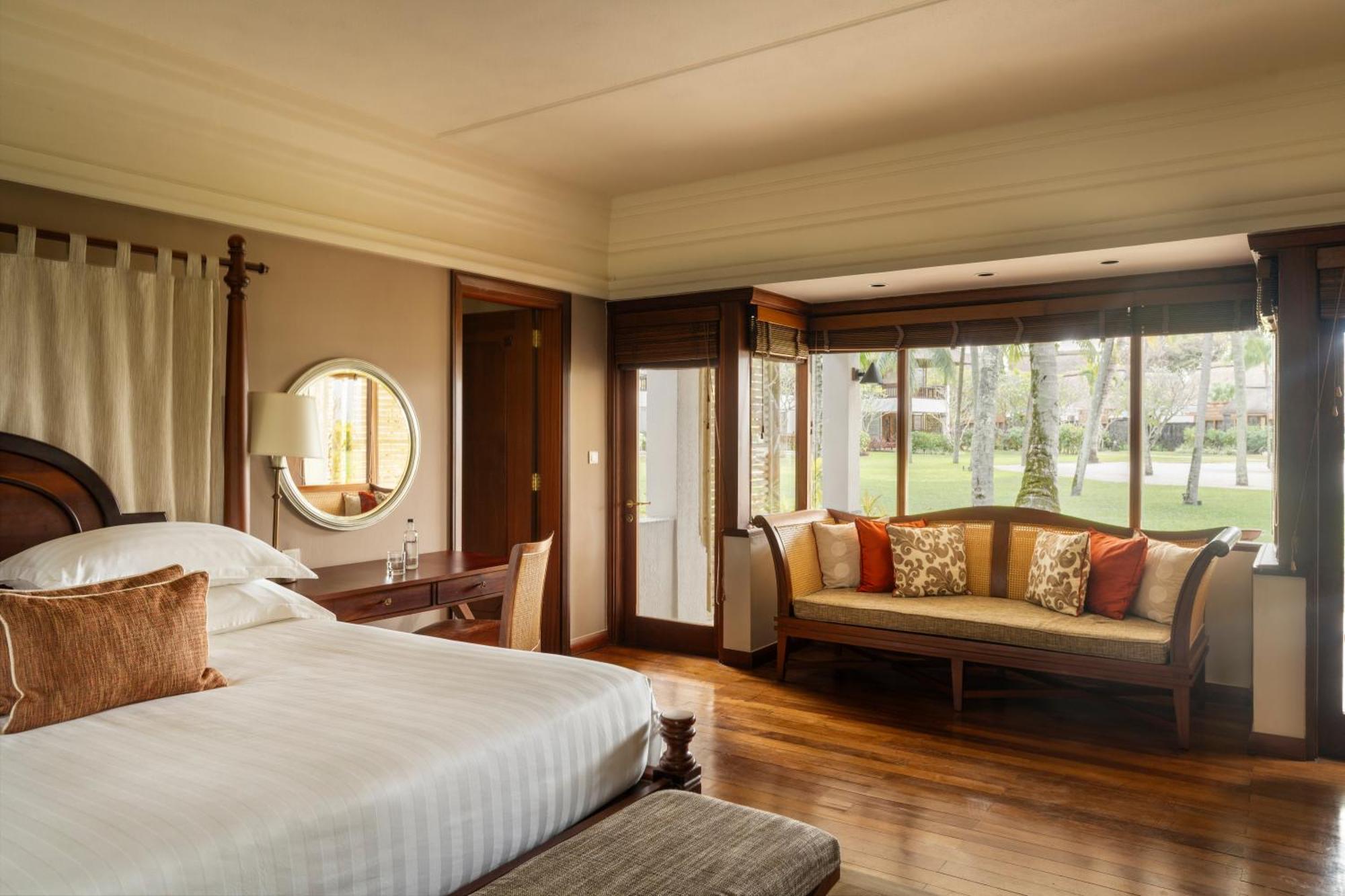คอนสแตนซ์ ปริ้นซ์ โมริซ Hotel ป๊อสเตอ เด ฟลัคว์ ภายนอก รูปภาพ A bedroom at the Four Seasons Resort